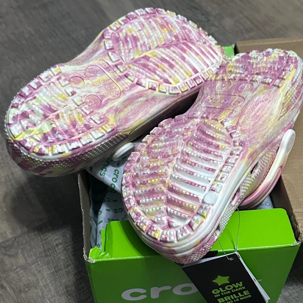 Crocs Classic Marbled Glow In The Dark Croc Size J5